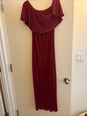 Off-Shoulder Maxi Dress in Burgundy / maternity dress